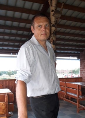Andrey Bukachev, 47, Russia, Safonovo