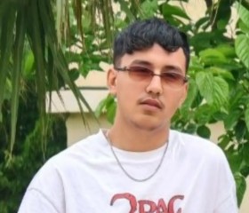 MOHA, 24, Batna
