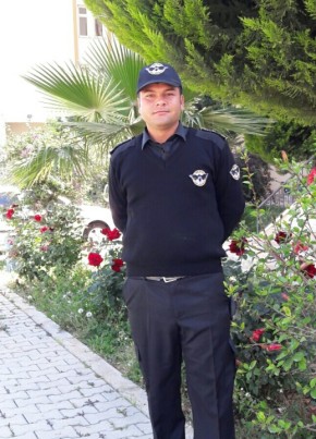 ibrahim, 34, Türkiye Cumhuriyeti, Ankara