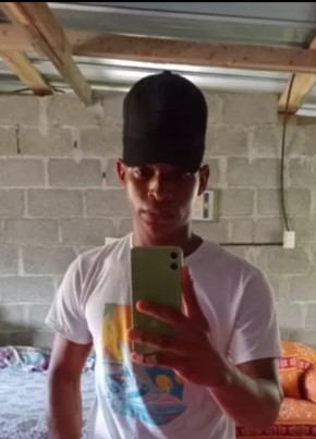 Hssjbsosjw из San Pedro Sula 21 год