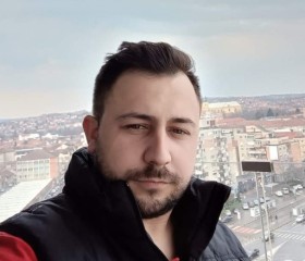 Ionuț, 35, Oradea