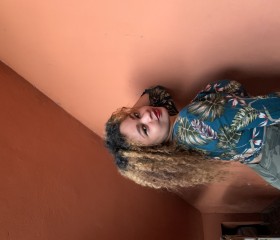 Selena, 25, Antananarivo