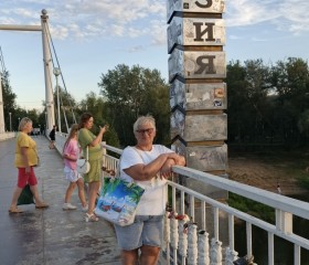 Elvira, 57, Yekaterinburg
