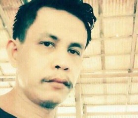 joel Julian, 23, Magalang