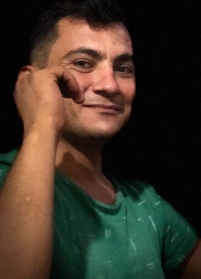 Ibrahim, 33, Türkiye Cumhuriyeti, İstanbul