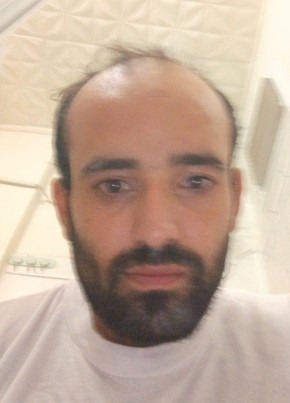 Onur из İstanbul 30 лет
