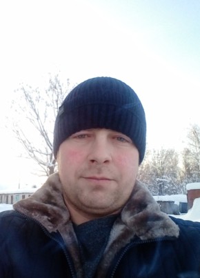 Максим, 36, Россия, Гусь-Хрустальный