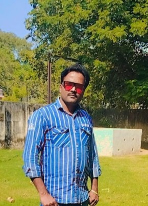 Naim Mansoori, 37, India, Ahmedabad
