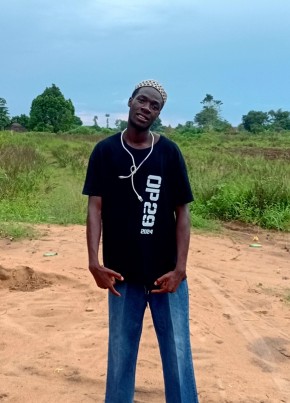 DRILLON X из Kampala 18 лет