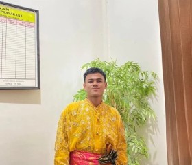 Bintang, 21, Port Louis