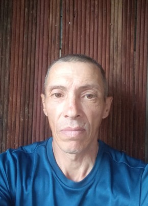 Александр из Омска 47 лет