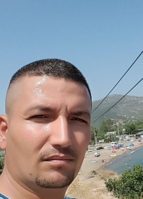 üzeyir, 42, Türkiye Cumhuriyeti, İzmir
