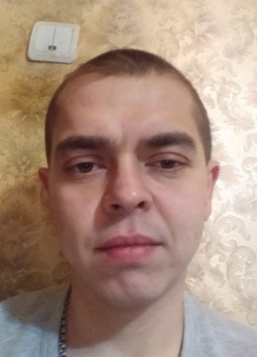 Максим, 35, Россия, Стрежевой