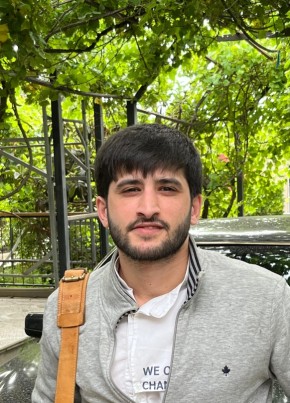 Kamal Qereqov из Нови Сада 31 год