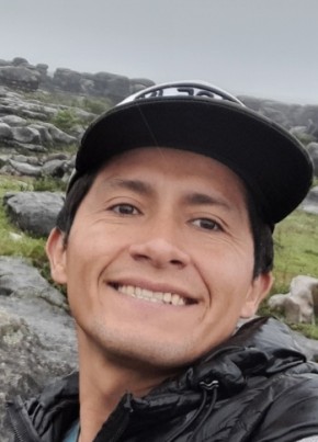 Jorge Saldaña, 30, República del Perú, Lima