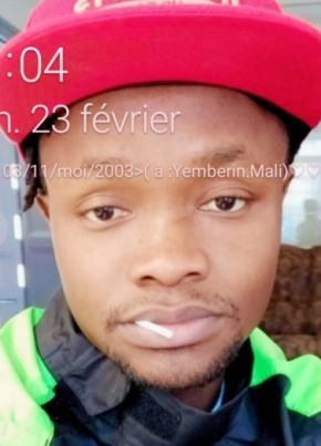 Youssef Mali, 22, République Française, Saintes