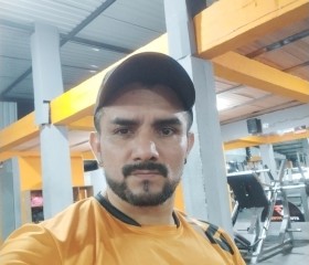 Andrés, 40, Garzon