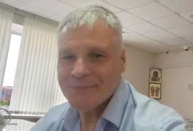 Roman, 53 - Just Me
