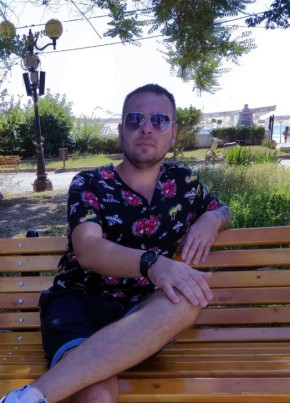 Андрей, 36, Россия, Ялта
