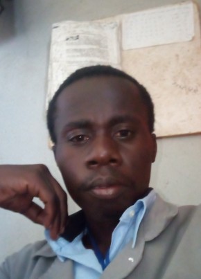Morsham из Nairobi 18 лет