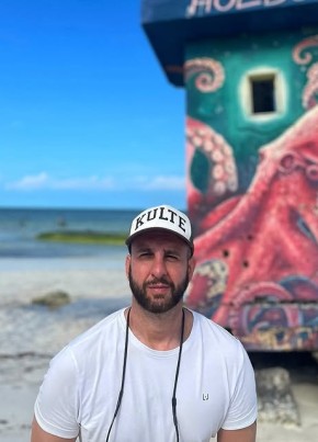 Maks, 31, Russia, Omsk