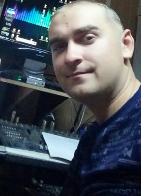 Александр, 38, Россия, Кодинск