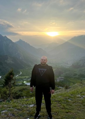 Artyem, 34, Russia, Yuzhno-Sakhalinsk
