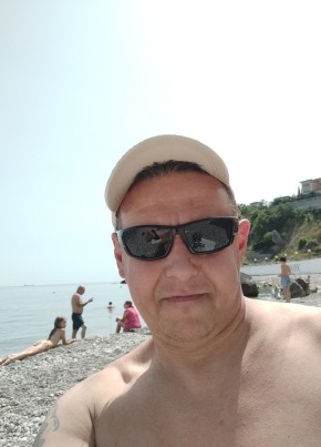 Анатолий, 44, Россия, Форос