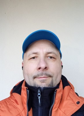 ALEKSANDR, 48, Estonia, Tallinn