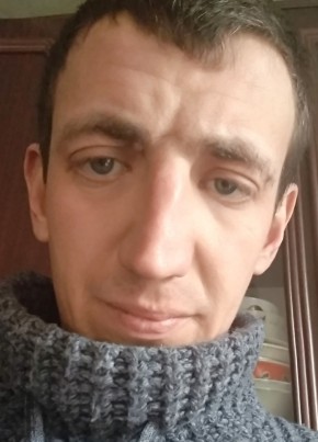Алексей, 40, Россия, Гвардейское