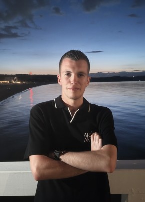 Jakub из Warszawa 24 года
