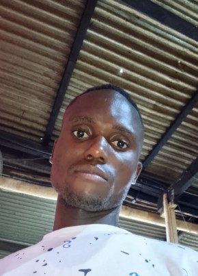 AMOS MUTALE из Lusaka 22 года