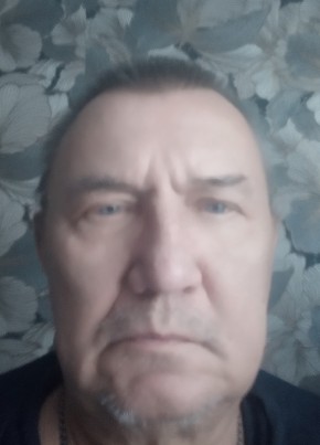 Николай из Екатеринбурга 60 лет