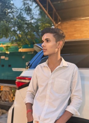 Sanjay, 18, India, Gorakhpur (State of Uttar Pradesh)