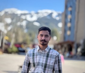 Kartik, 20, Okanagan