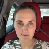 Victoria, 37  , Charlotte