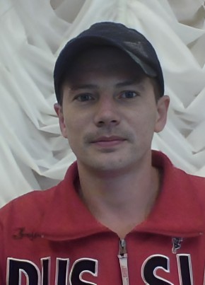 денис из Кургана 45 лет