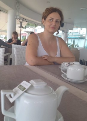Ольга, 46, Россия, Хоста