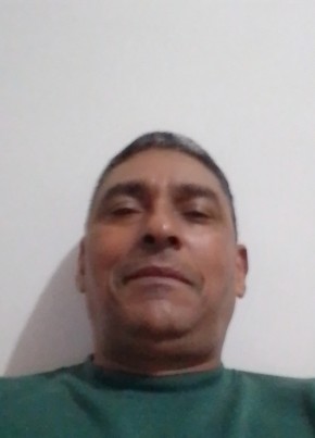 Denys из Itabirito 50 лет