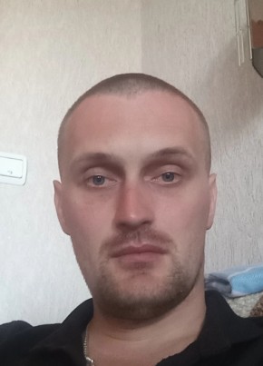Andrey, 32, Russia, Dankov