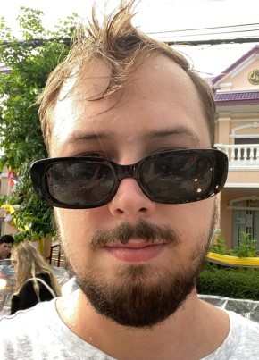 Yaroslav из ภูเก็ต 32 года