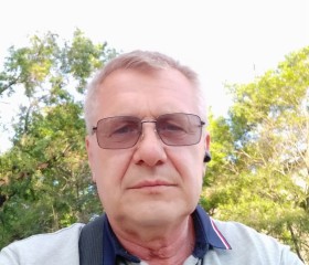 Николай, 64 года, Большой Камень