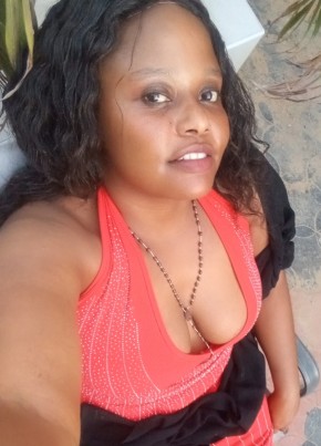 Janey из Mombasa 28 лет