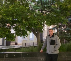 Albert, 43, Kangalassy