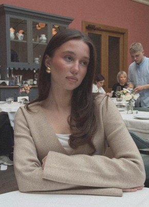 Полина