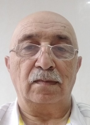 Раман из Саратова 67 лет