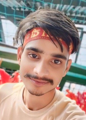 Dhirendra Sagar, 18, India, Kichha