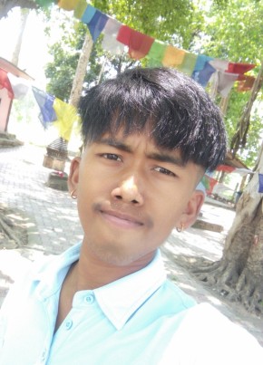 Ajay из Butwāl 24 года