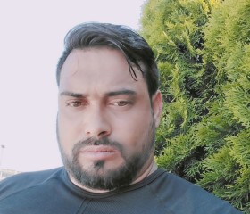 Vielen, 22, Holzminden