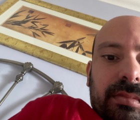 Zain, 29, Burnley